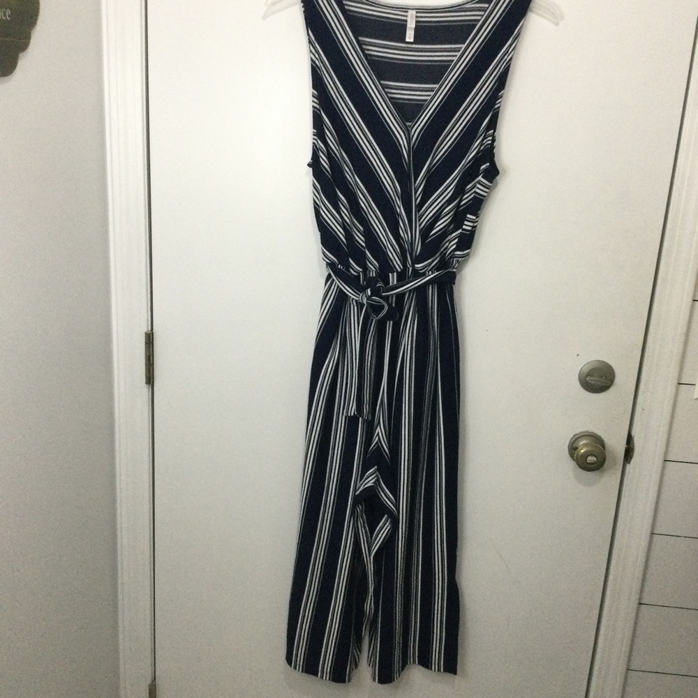 Xhileration wide leg capri romper